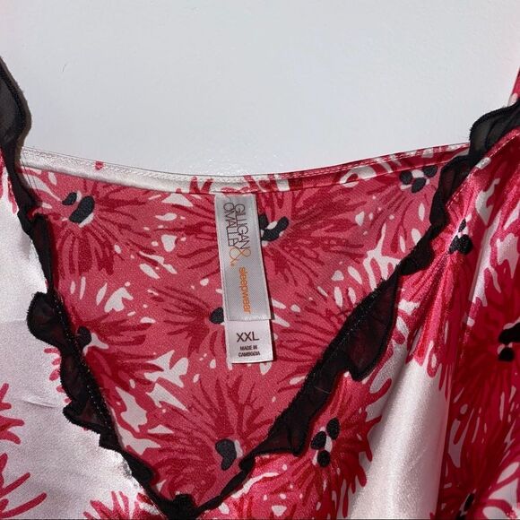 Beautiful Floral Lingerie Camisole Top - Picture 3 of 3